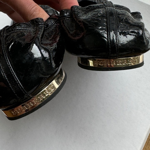 Burberry Ballerina Flats - Patent Leather - Picture 4 of 8